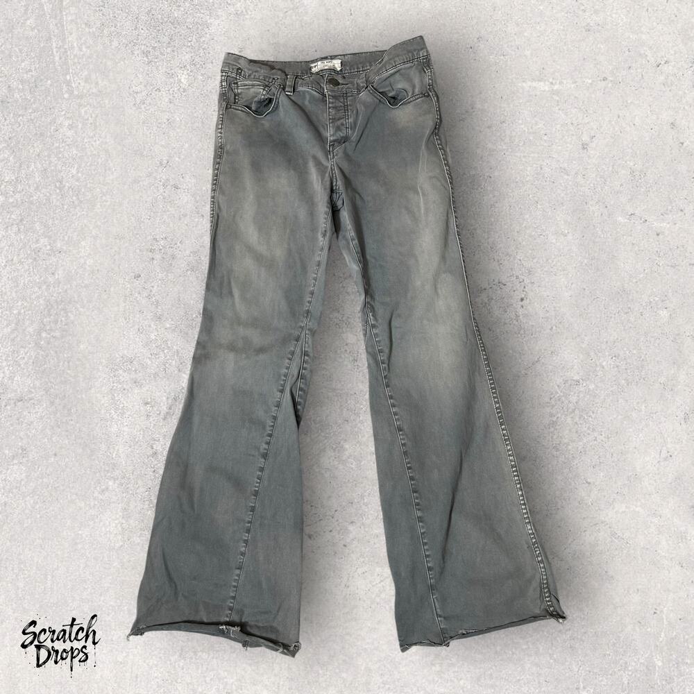 Free People Women's Flared Pants Size 28 Charcoal Gray Vintage Style Denim Jeans